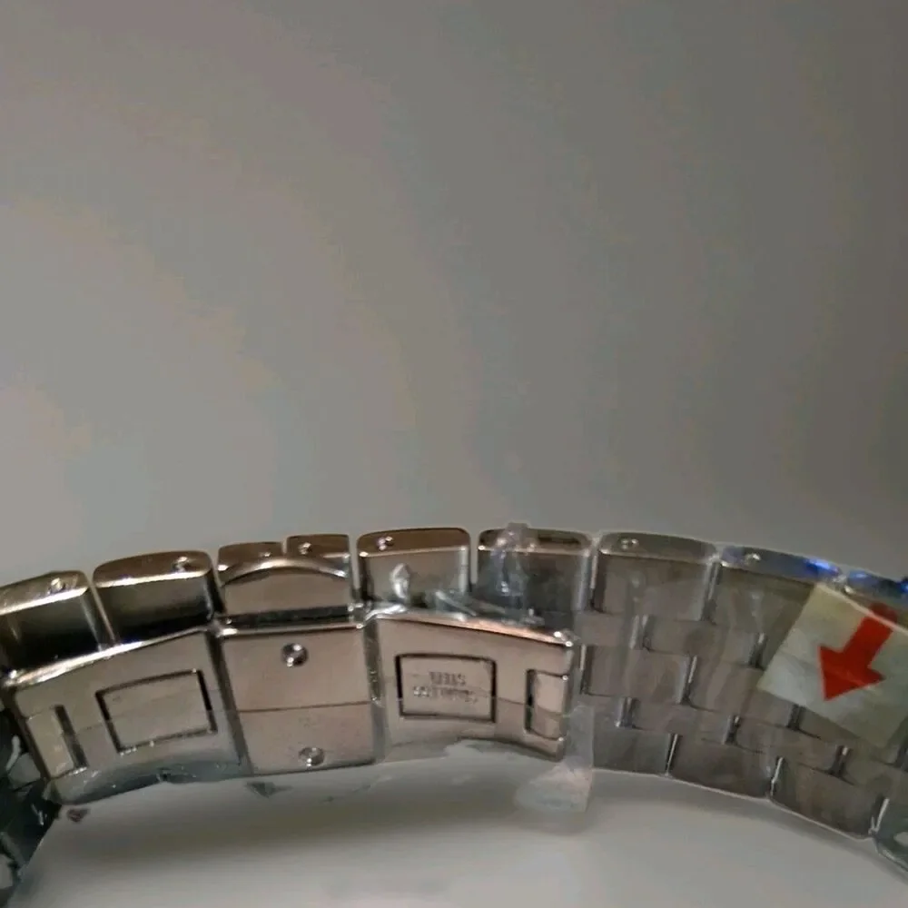 RARE Disney Cast Member 24 Year Retirement Watch Golden Ears NIB